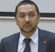 DOKUMENT UVNITŘ: Thoma zakázal zaměstnancům svobodně mluvit s policií